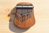 Diatonická dvouřadá kalimba Rhea, E moll, 21 tónů